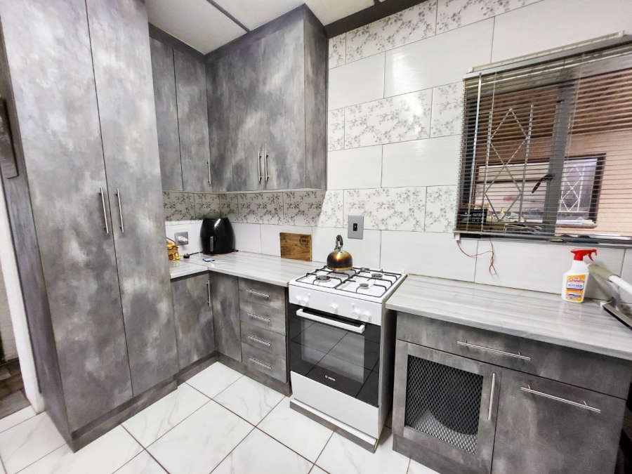 4 Bedroom Property for Sale in Stilfontein Ext 4 North West